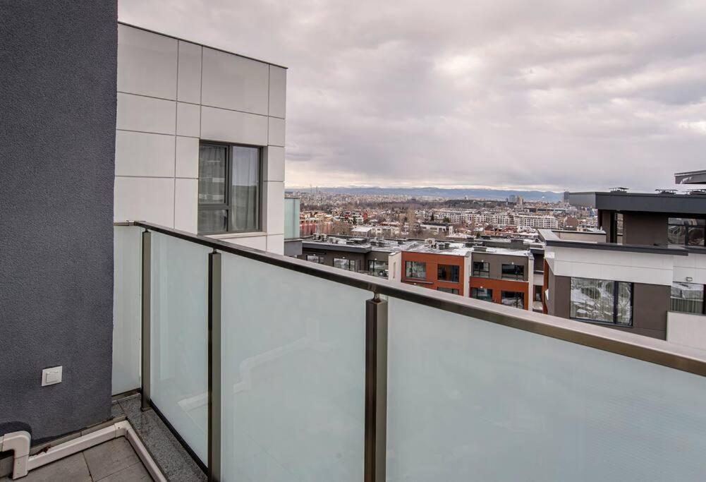 Sunny & Stylish Brand New 2Bdr Apartment + Parking ソフィア エクステリア 写真